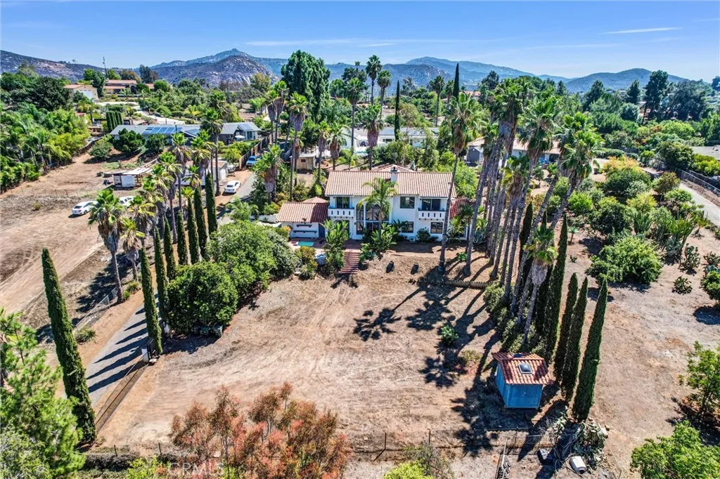 https://cdn.realtyfeed.com/cdn/127/306552747/c7881d73cb60ce02a97206e46ac22fb9.webp