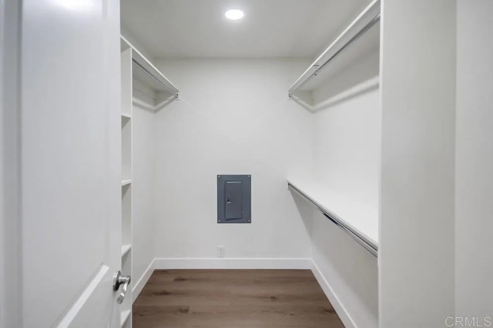 https://cdn.realtyfeed.com/cdn/127/306552769/2e8d206e57610c0fbee3d5485a8cd138.webp