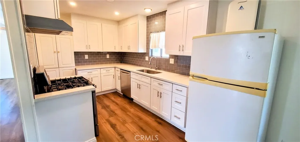 https://cdn.realtyfeed.com/cdn/127/306552770/181cc3de1611218f732a8c5160c875ea.webp