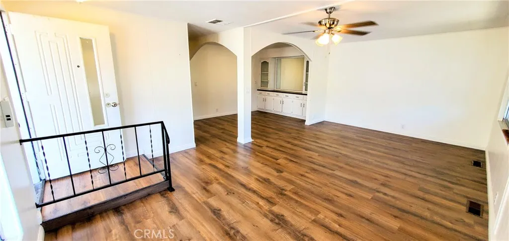 https://cdn.realtyfeed.com/cdn/127/306552770/4812cab043cafc1e570934a3c7a3fe52.webp