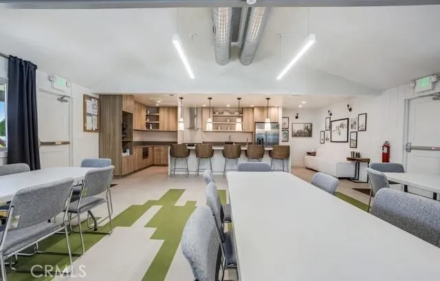 https://cdn.realtyfeed.com/cdn/127/306552770/7bc5b9831c3422b66d7b571232797eef.webp