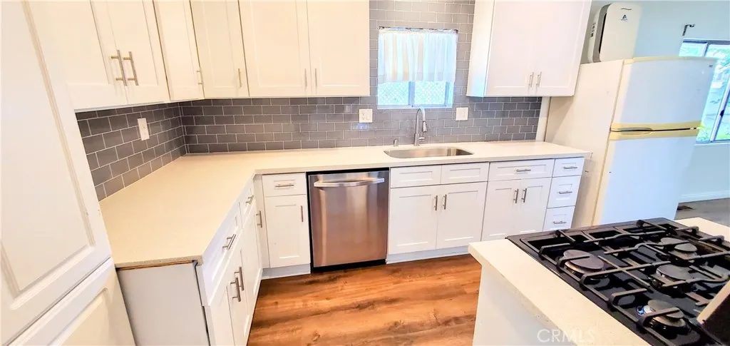 https://cdn.realtyfeed.com/cdn/127/306552770/be34d522d6e38168198dc47a38e5c001.webp