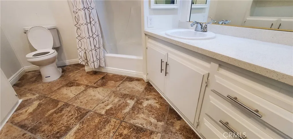 https://cdn.realtyfeed.com/cdn/127/306552770/ed6e98c2db47fbf0443cde9e4b7c59f5.webp