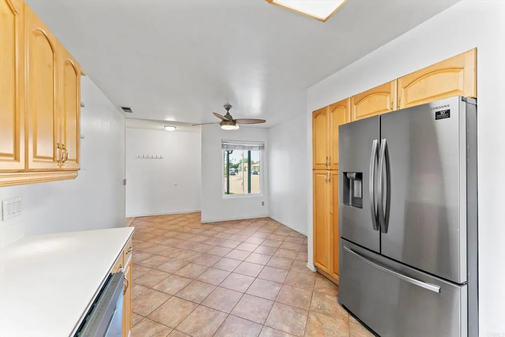 https://cdn.realtyfeed.com/cdn/127/306552778/1cf96bcf07330a8d74306f5d2d208e9a.webp