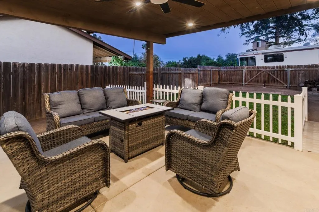 https://cdn.realtyfeed.com/cdn/127/306552829/b774ceb6dc4058260b84fc6386099aeb.webp