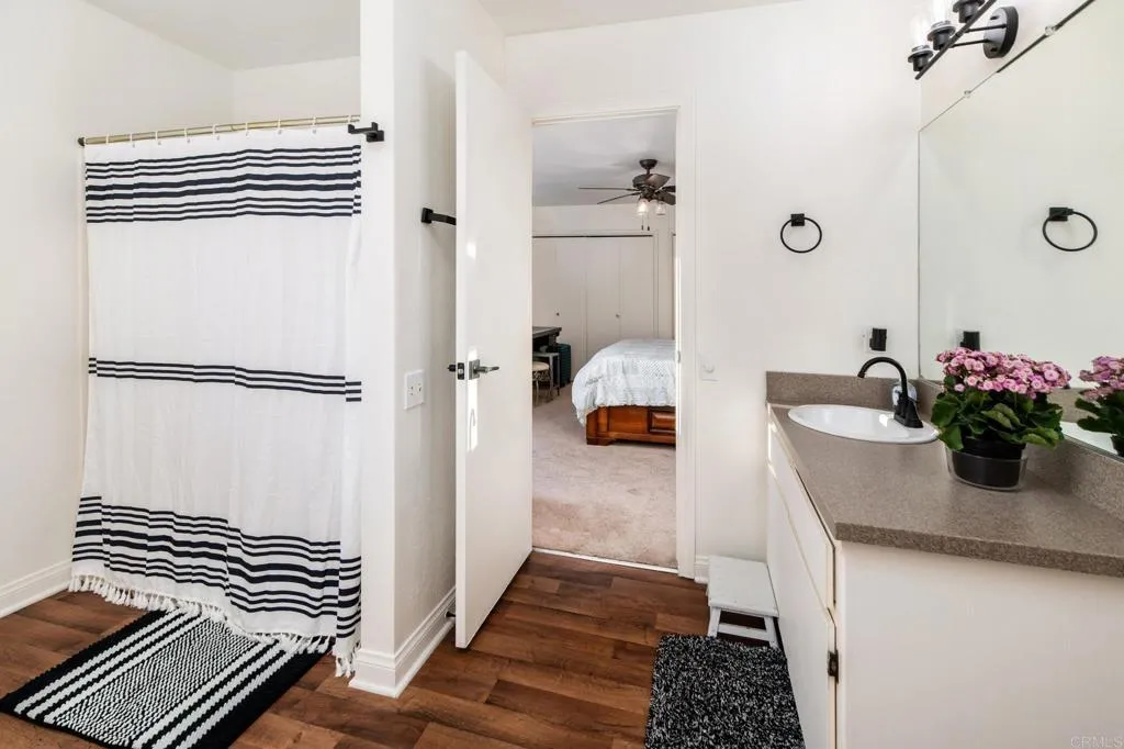 https://cdn.realtyfeed.com/cdn/127/306552829/d957cc9889efaeef2f7f39b4664f9184.webp