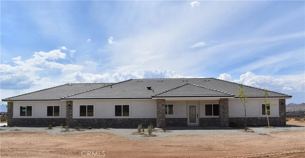 Apple Valley, CA 92307