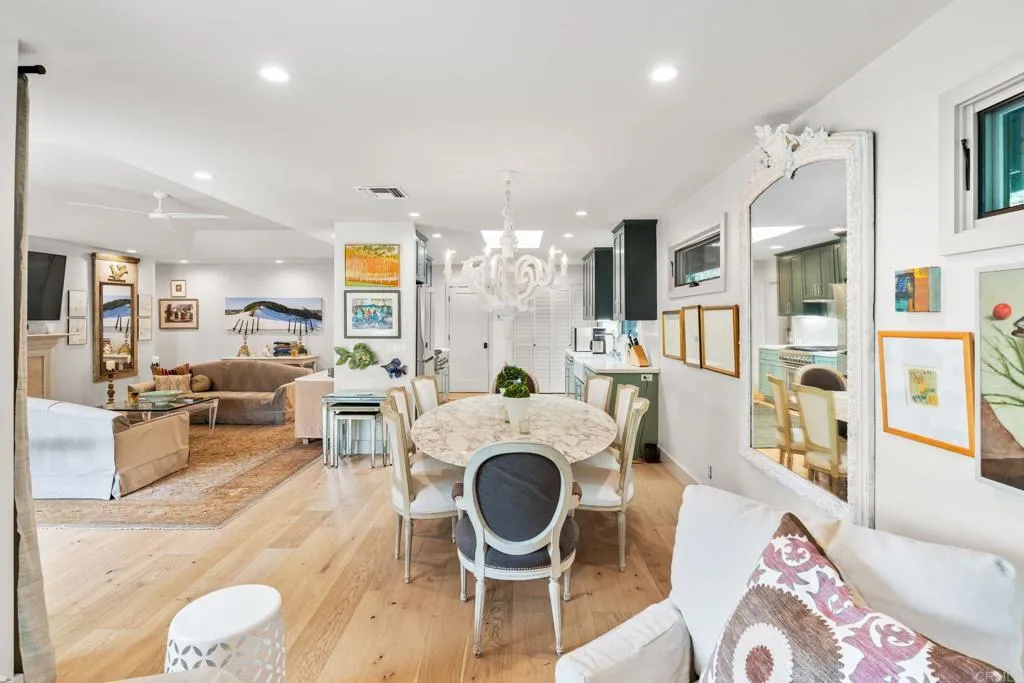 https://cdn.realtyfeed.com/cdn/127/306552851/7c859a2fe7f831bb43787c811e534e06.webp