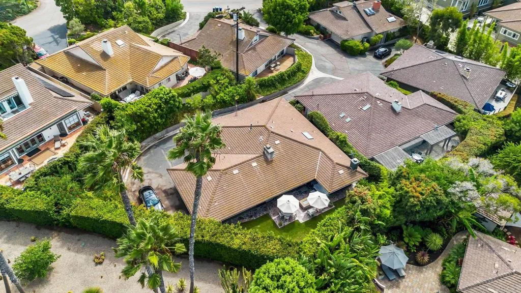 https://cdn.realtyfeed.com/cdn/127/306552851/aa2d9895dc16dfd92a04b2757d2fc453.webp
