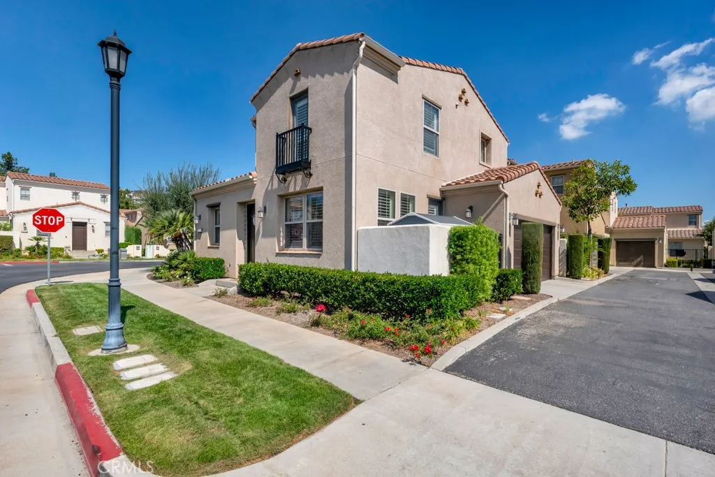 Porter Ranch, CA 91326