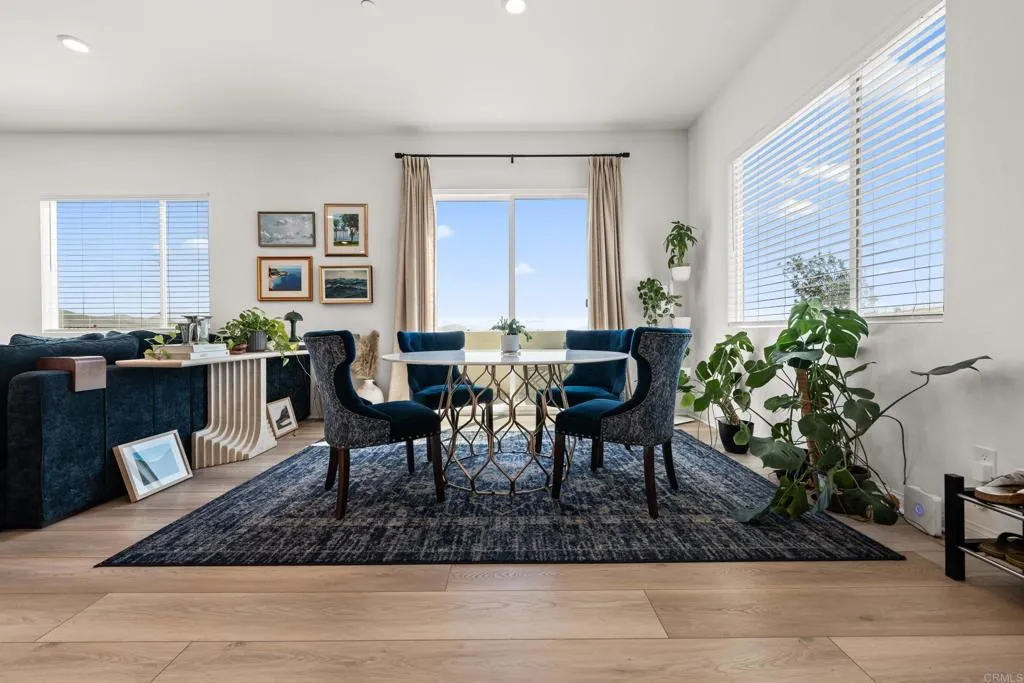 https://cdn.realtyfeed.com/cdn/127/306552909/42bff9f951d5ec64984b4f78a29053d9.webp