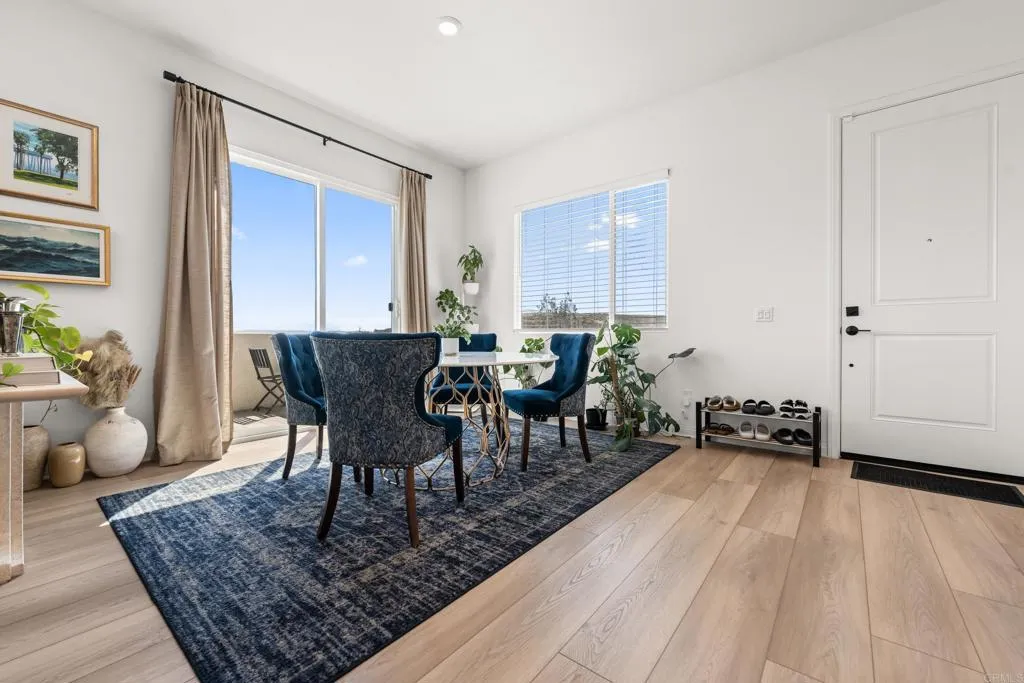 https://cdn.realtyfeed.com/cdn/127/306552909/53fff2a711d88e9d15dbe798bae0cdb8.webp