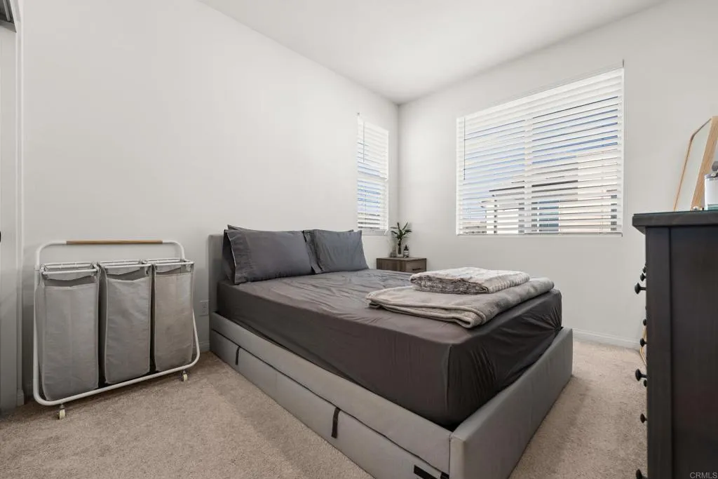https://cdn.realtyfeed.com/cdn/127/306552909/7ba2d917df62b6fe3254622cb2334e6c.webp