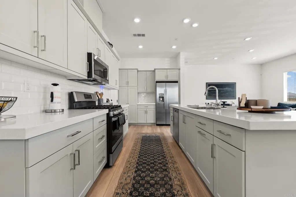Photo #19: PTP2507373 Listing: Photo #19