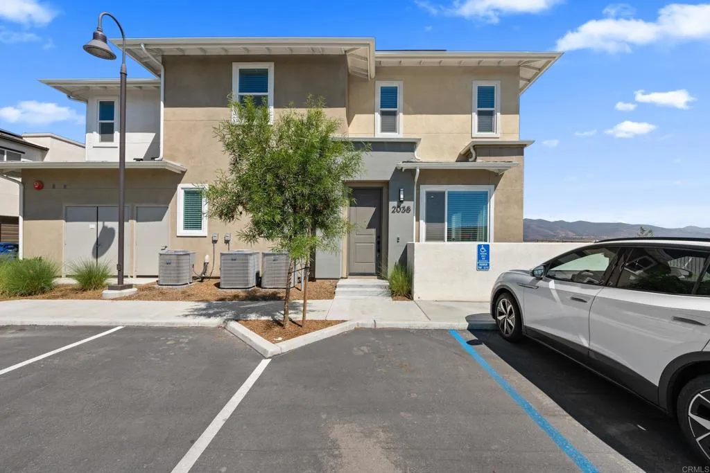 Photo #4: PTP2507373 Listing 