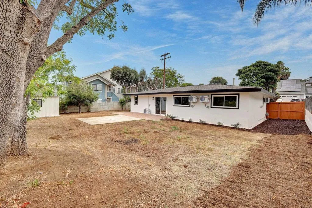 https://cdn.realtyfeed.com/cdn/127/306552997/845ec4729e45dfee69bd29f0af2f5e1e.webp