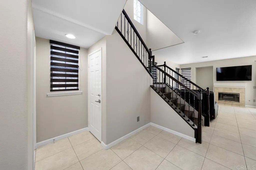 https://cdn.realtyfeed.com/cdn/127/306553046/cf298e238012d0828d912ae716a8b237.webp