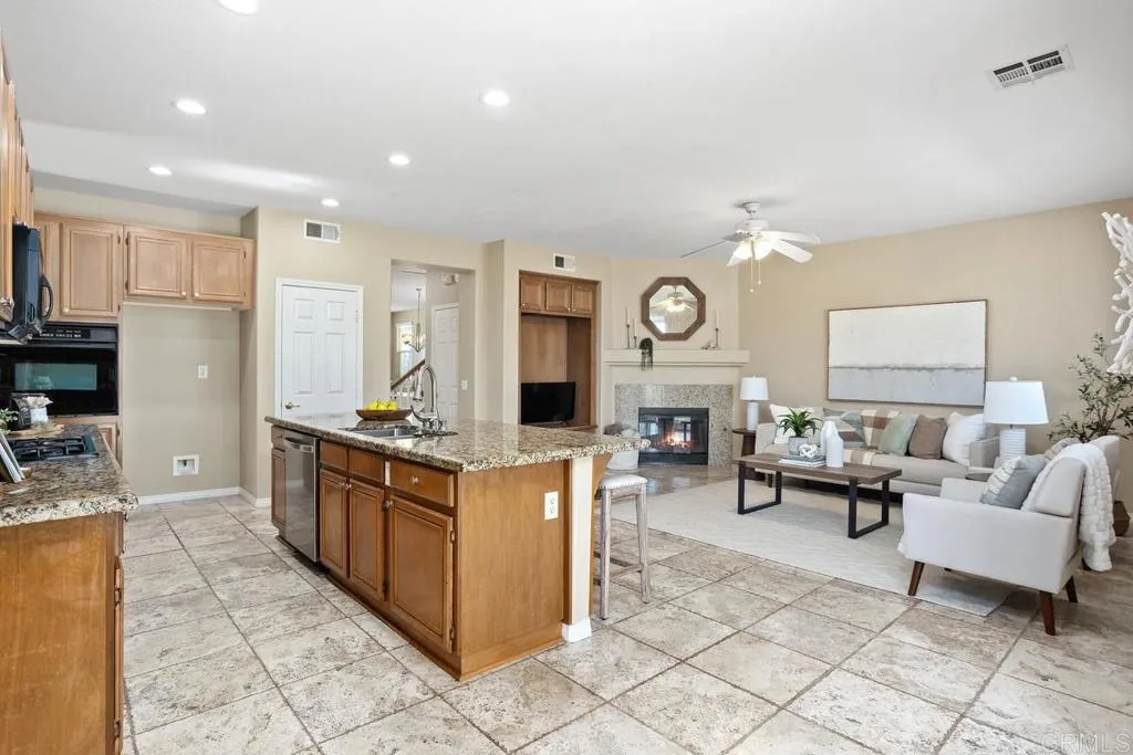 https://cdn.realtyfeed.com/cdn/127/306553058/07792e8751d8ae2d2d6f6f2f487b11d9.webp