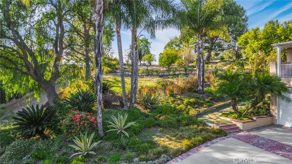 Fullerton, CA 92833
