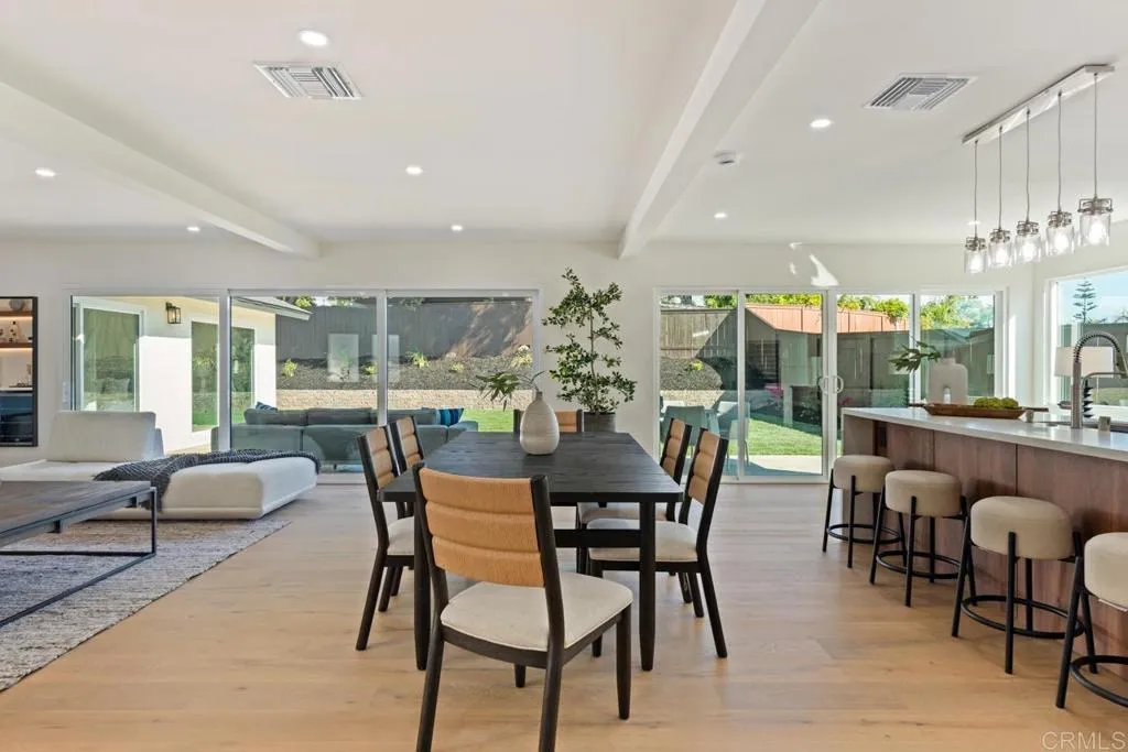 https://cdn.realtyfeed.com/cdn/127/306553074/0c36322d3c0f6f7441c184aea887e005.webp