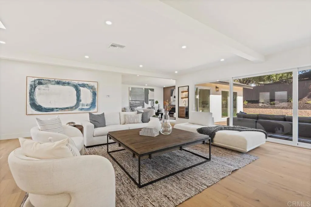 https://cdn.realtyfeed.com/cdn/127/306553074/32abedfc4027fbb48a93350fdbdcc637.webp