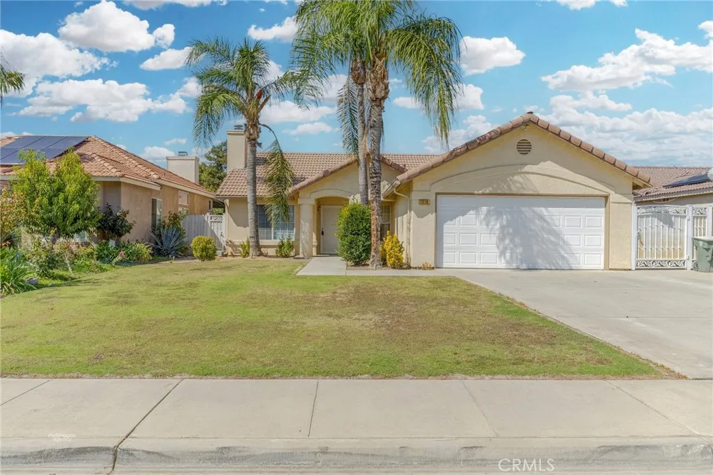 Bakersfield, CA 93313