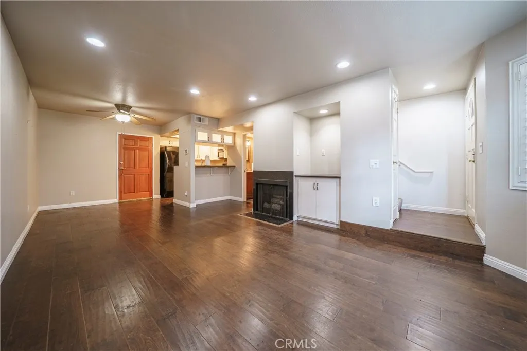 13919 Arthur Avenue Unit 22, Paramount, CA 90723