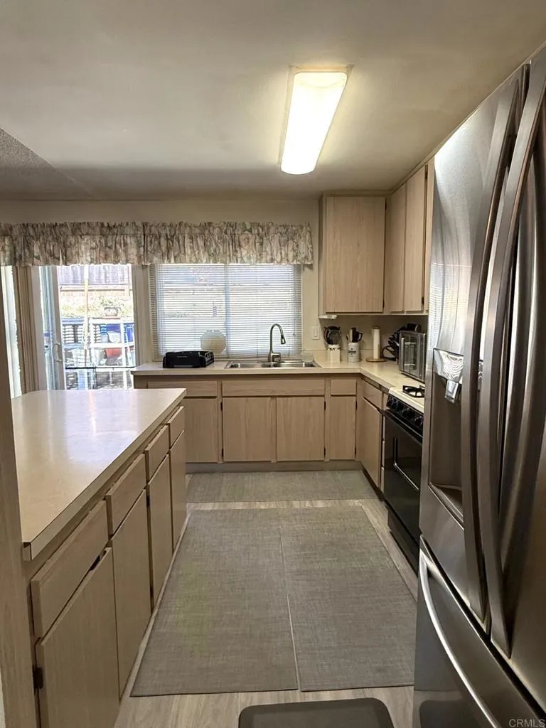 https://cdn.realtyfeed.com/cdn/127/306553246/30b82b764d81faa4016a1538a22517cd.webp