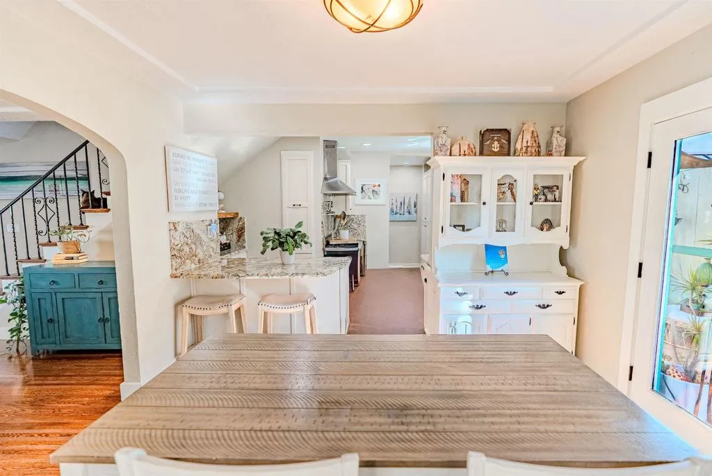 https://cdn.realtyfeed.com/cdn/127/306553250/2ef5eed4edf9e77e6a6f1f0727ece098.webp