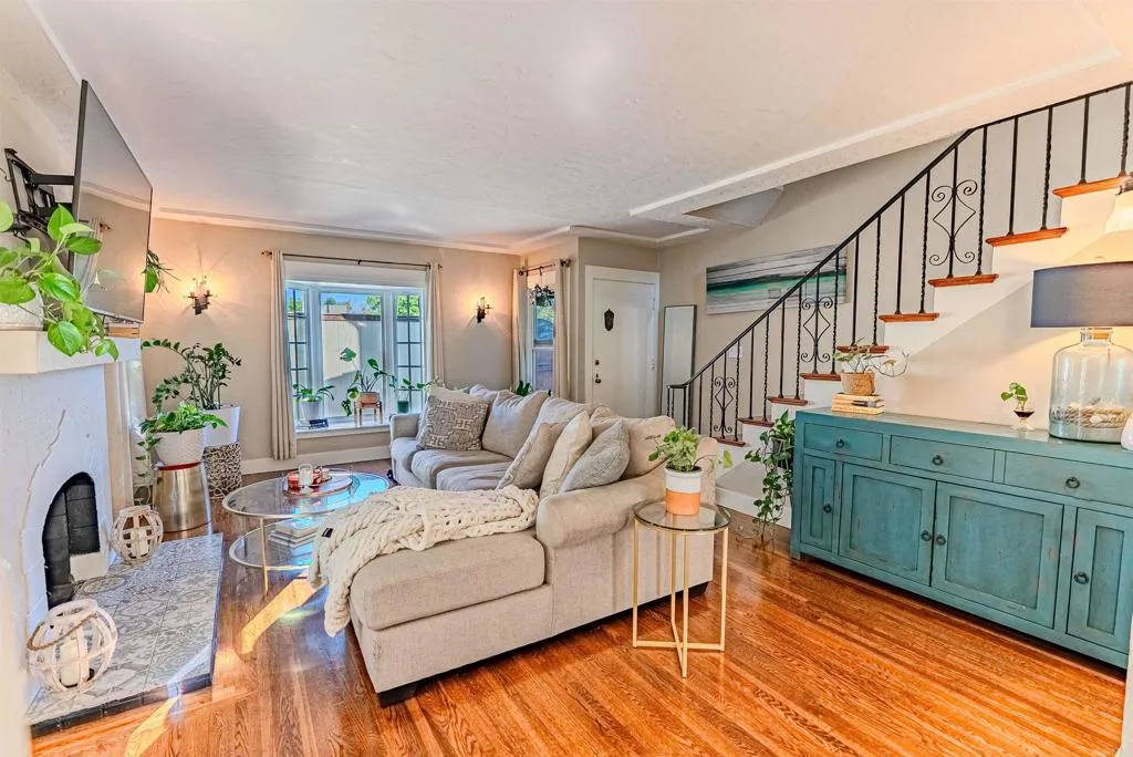 https://cdn.realtyfeed.com/cdn/127/306553250/e4921b75c0945b8e0811552889a0eb0f.webp