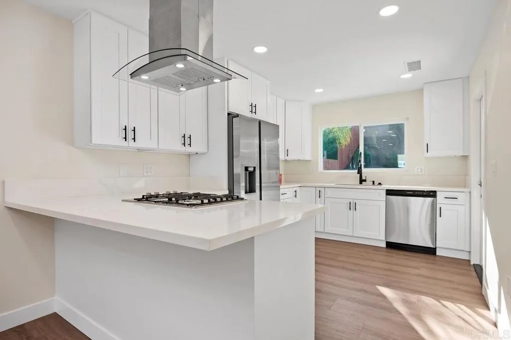 https://cdn.realtyfeed.com/cdn/127/306553313/dceaa87eae7c2dd02d5f2b13d134f835.webp