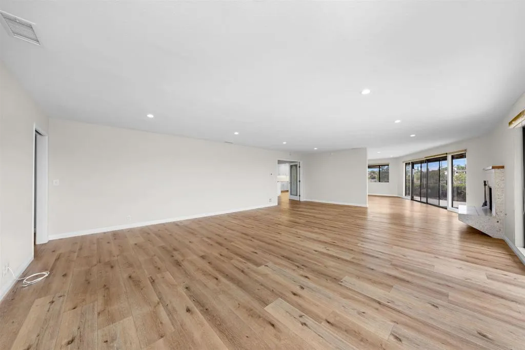 https://cdn.realtyfeed.com/cdn/127/306553354/2c5de36ad62421061f5a8462d722841a.webp
