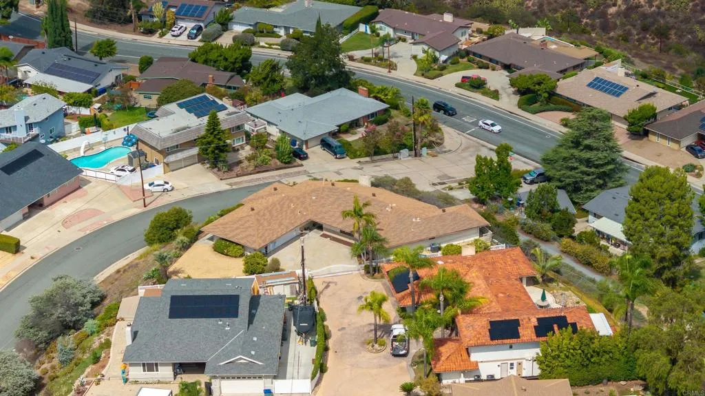 https://cdn.realtyfeed.com/cdn/127/306553354/6d601246eb48e5648760660543a6daf7.webp