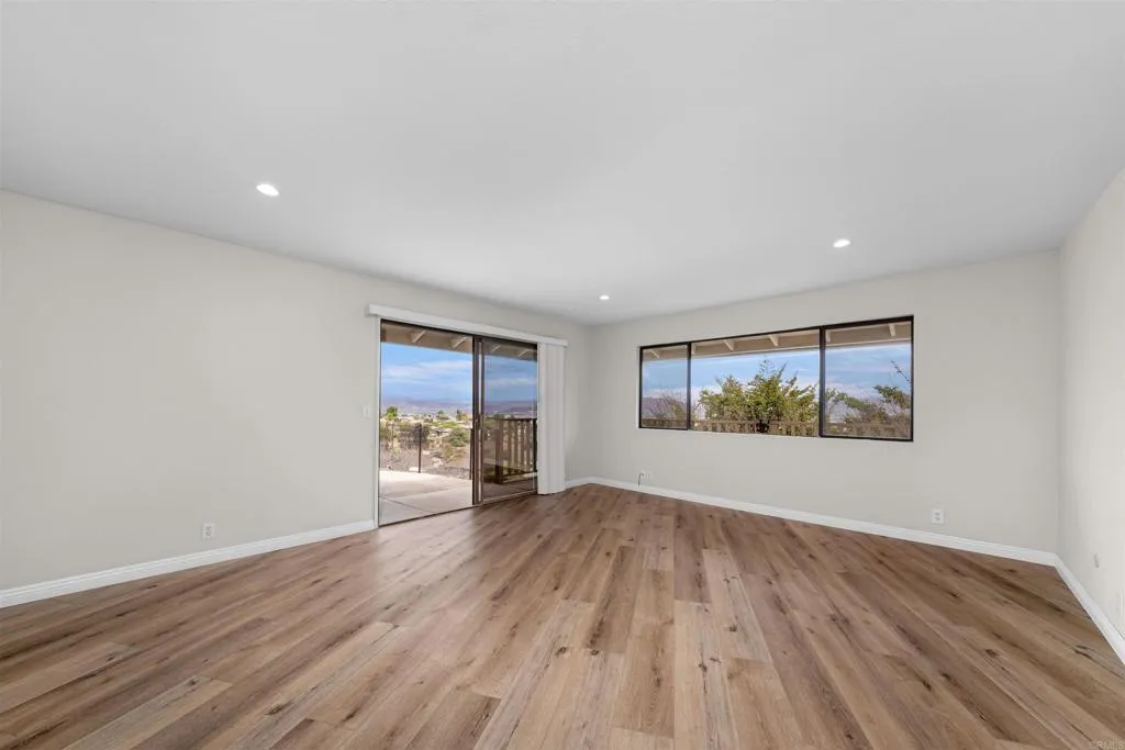 https://cdn.realtyfeed.com/cdn/127/306553354/86498ec8e52459ec2099b3f7fd3dd4bb.webp