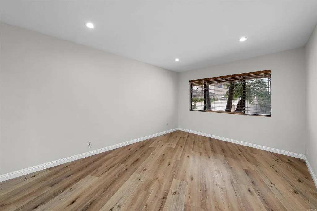 https://cdn.realtyfeed.com/cdn/127/306553354/ca2f51c5ba67d7ce554003a6e013e770.webp