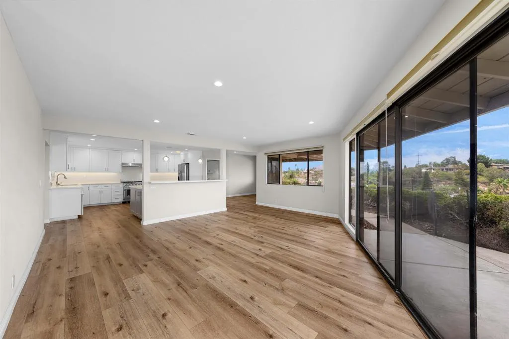 https://cdn.realtyfeed.com/cdn/127/306553354/fd194a80336f0e94ad6c09d8c612fff9.webp