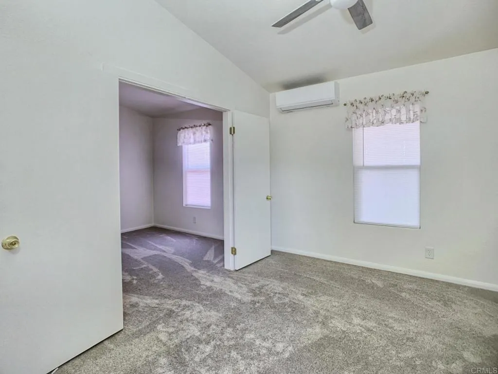 https://cdn.realtyfeed.com/cdn/127/306553366/5f879bf748c186b51be60400fb4fb835.webp