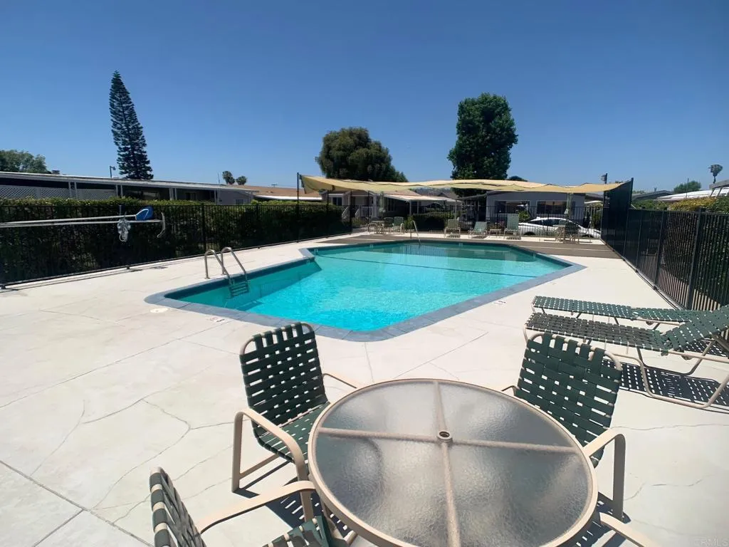 https://cdn.realtyfeed.com/cdn/127/306553366/dbec6f13c1b81a3a9007847150b5cda3.webp