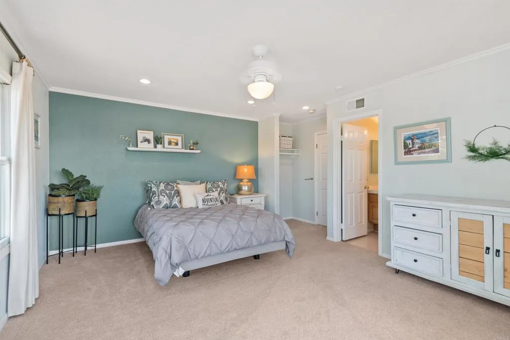 https://cdn.realtyfeed.com/cdn/127/306553417/5e10cd597b541c990842c661f3bd1971.webp