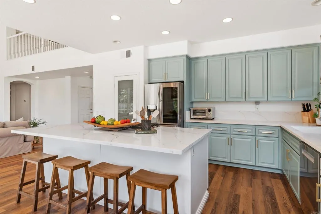 https://cdn.realtyfeed.com/cdn/127/306553417/edb3f8b459c952546a2eac233c994bf0.webp