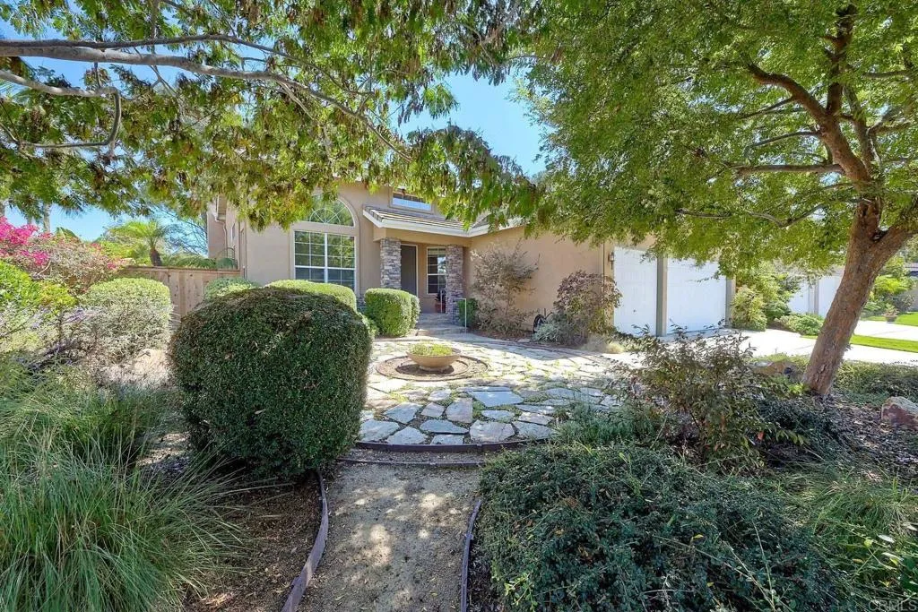 https://cdn.realtyfeed.com/cdn/127/306553480/47c8f51b46934b57528fe67bb2751ed0.webp