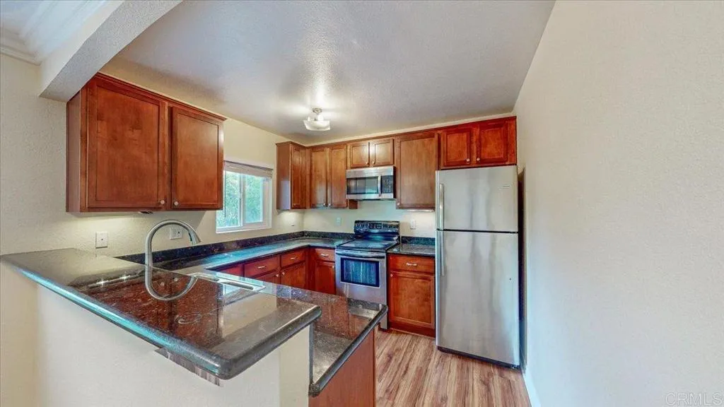 https://cdn.realtyfeed.com/cdn/127/306553491/09784c01de0f7153040aea9b3685ec43.webp