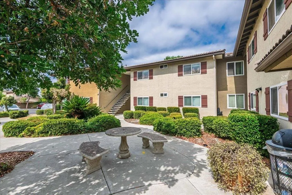 https://cdn.realtyfeed.com/cdn/127/306553491/6caf09a7518e285239150e014680317a.webp