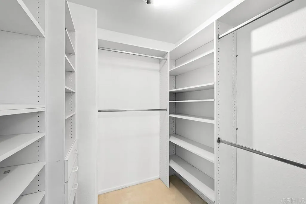 https://cdn.realtyfeed.com/cdn/127/306553524/0238b9489b1e8b8f50b114058679af5b.webp