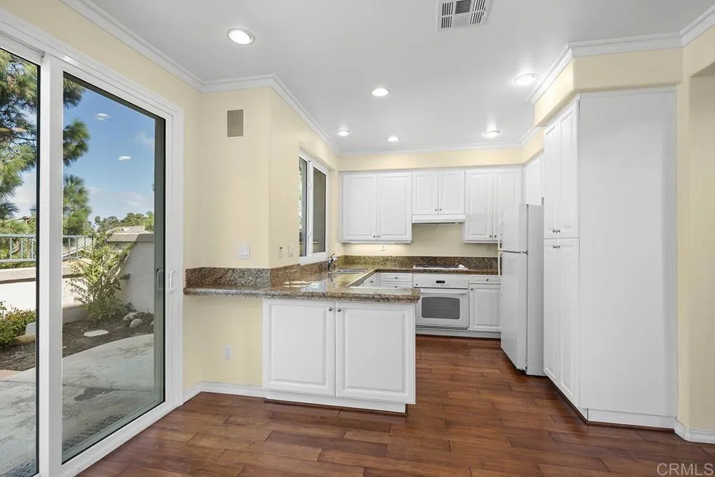 https://cdn.realtyfeed.com/cdn/127/306553524/5f0e8f829d59394ad77dadbdf7ecb5b2.webp