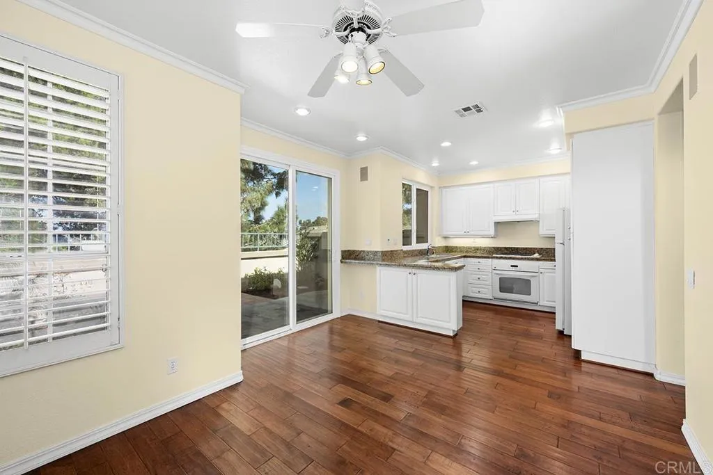 https://cdn.realtyfeed.com/cdn/127/306553524/ecc615f88c73f51f8166f2e9aade3628.webp