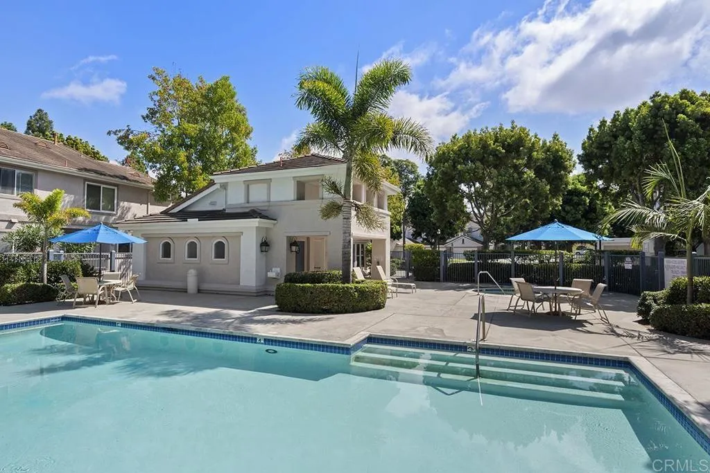 https://cdn.realtyfeed.com/cdn/127/306553524/f1adf2ec6e8d8e105d28e90b02749bb6.webp