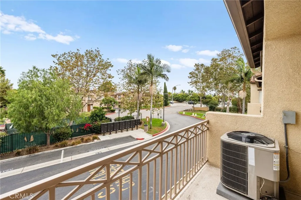 https://cdn.realtyfeed.com/cdn/127/306553525/8b731dcc0e30d02655b74b323a27d4e1.webp