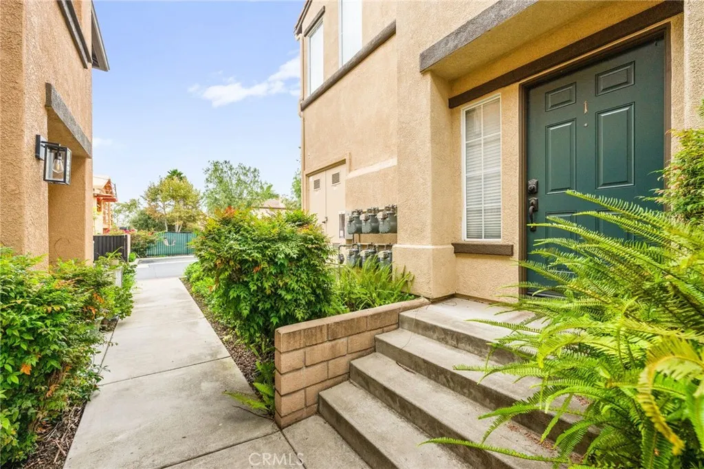 https://cdn.realtyfeed.com/cdn/127/306553525/9308acb7ad598c931d81cf8cf60abb10.webp