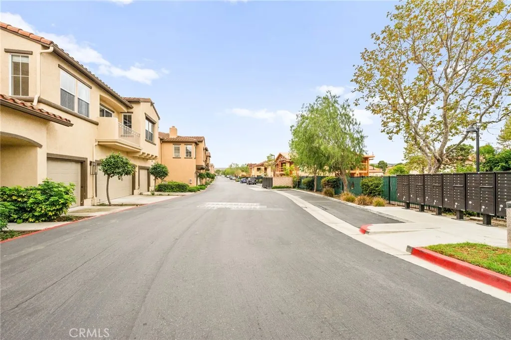 https://cdn.realtyfeed.com/cdn/127/306553525/af7ae31166d8522af69d8ac618146983.webp